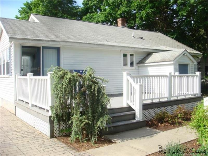 2 Bedrooms - Ranch - CT - For Sale - 2