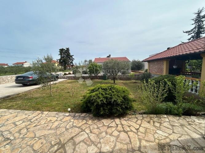 Prekrasna kuća s više apartmana, 150 m od mora - 2