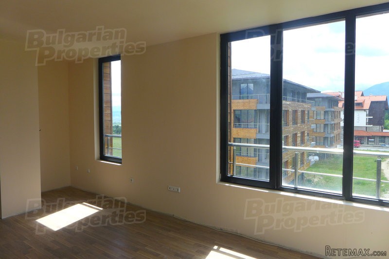 One-Bedroom Apartment Near The Golf.. - 2