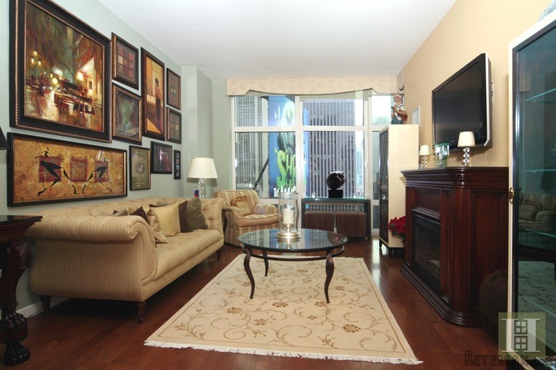 1 bedroom PentHouse For Sale: 1600.. - 2