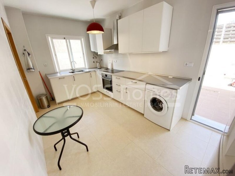 NEW & EXCUSIVE TO VOSS HOMES - A very spacious, modern.. - 18