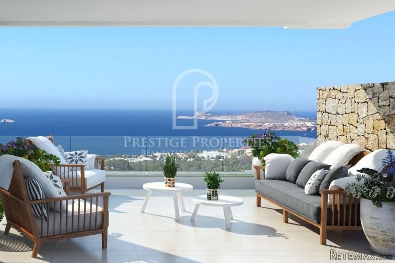 Off plan luxury apartments with sea..