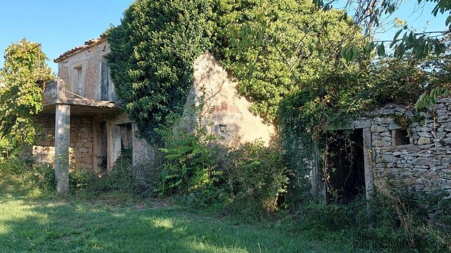 GRAČIŠĆE, okolica - stara kamena kuća sa 6880 m2 dvorišta
