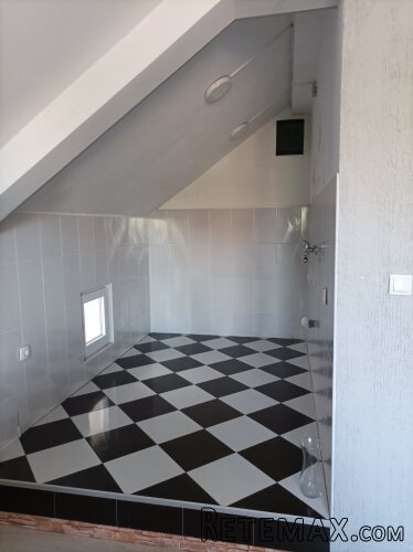 Izdajem prazan stan 50m2, Beograd - 5