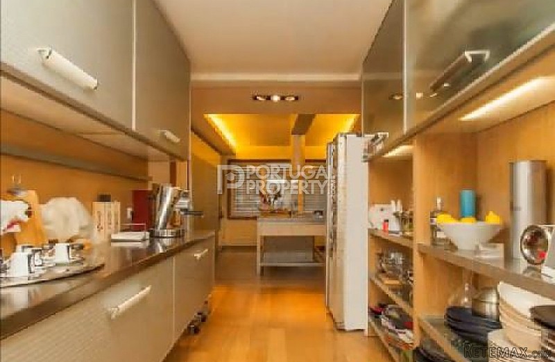 Stunning Apartment in Estrela