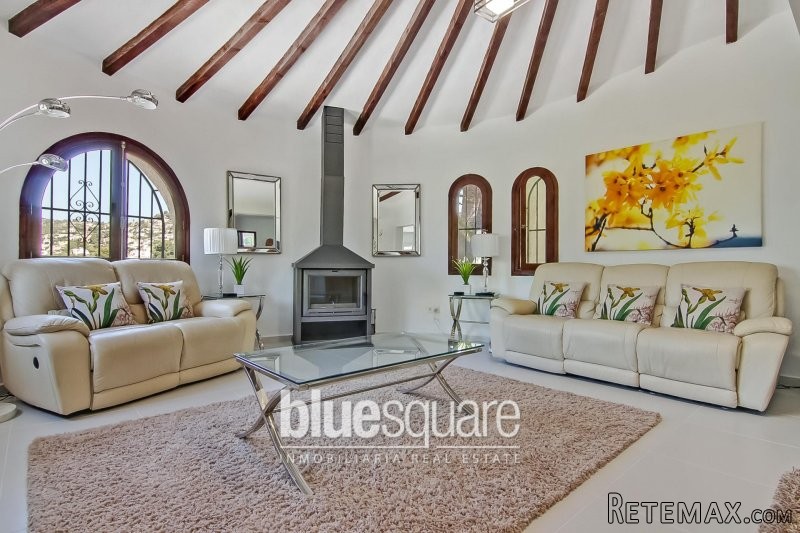 Exclusive 4-bedroom villa in sought.. - 2