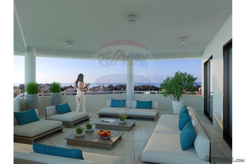 Condo/Apartment - For Sale -..