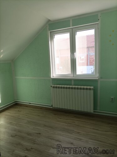 Izdajem prazan stan 50m2, Beograd - 9