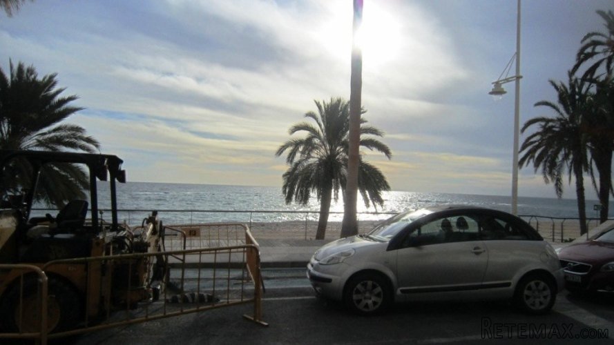 Piso en la segunda línea de la playa de Altea, con vistas..