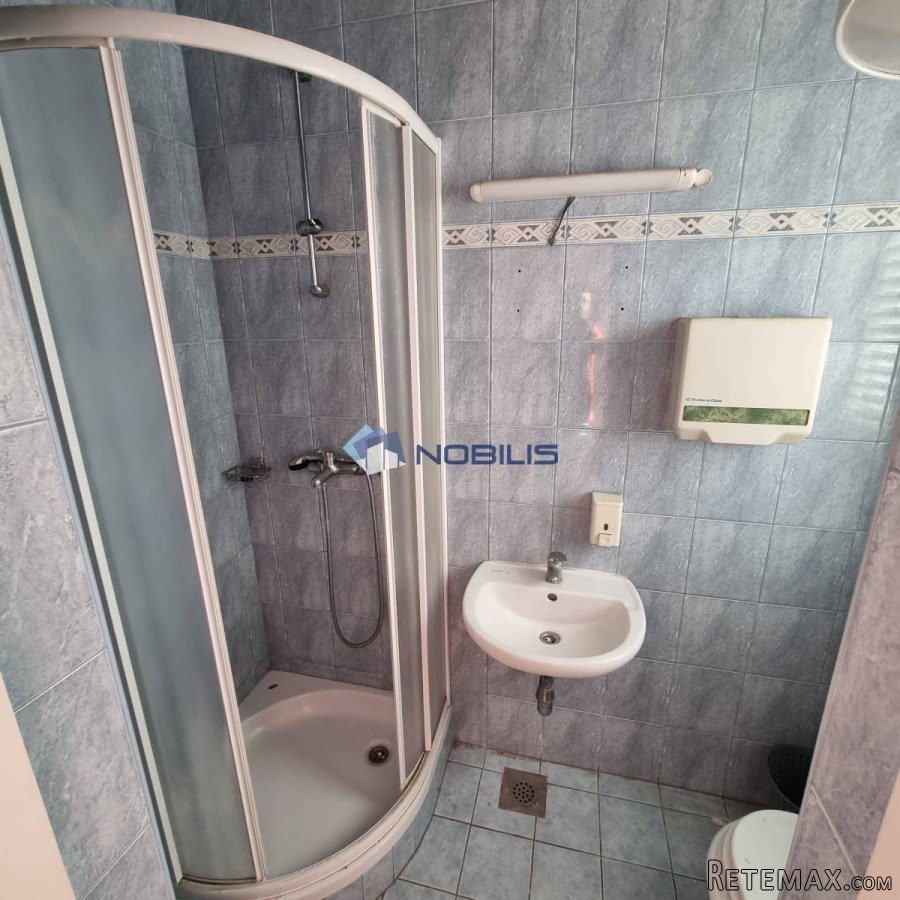 POSLOVNI PROSTOR, BATALA, 47M2, PRILIKA! - 10