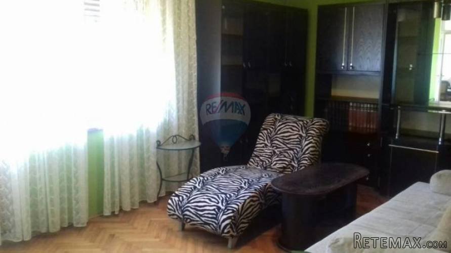 DVOSOBAN STAN NA STOJI,BALKON, GARAŽA - 200m OD PLAŽE - 4