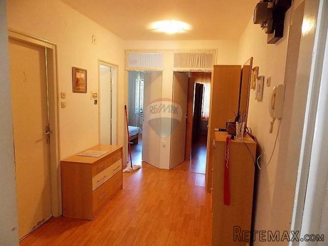 PULA, KAŠTANJER STAN 80m2 SA GARAŽOM! - 4