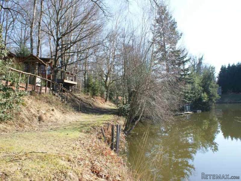 Chalet And Fishing Lakes On 17 Acres Of.. - 2