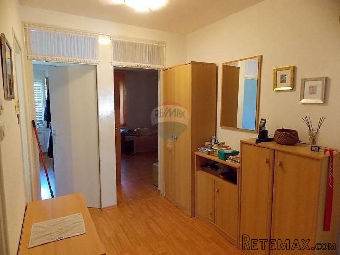 PULA, KAŠTANJER STAN 80m2 SA GARAŽOM! - 5