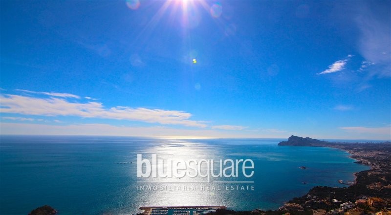 Exceptional Plot with Sea View in Altea.. - 2