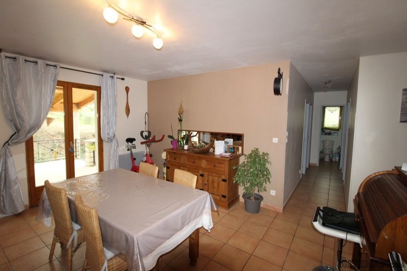 Villa Wth Garage And Open View - 2