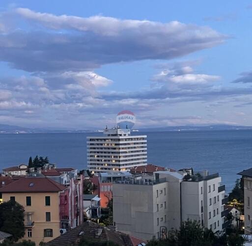 OPATIJA-namješten stan 3s+db u vili sa velikom terasom