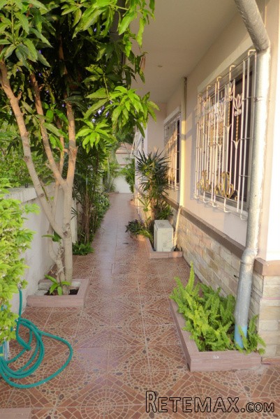Lovely 3 plus bedroom family home at.. - 2