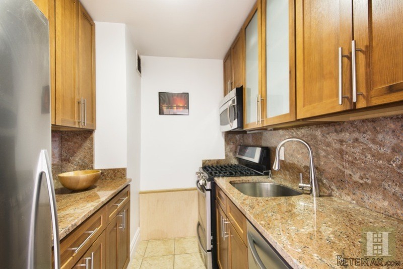 Apartment For Sale: 392 CENTRAL PARK.. - 2