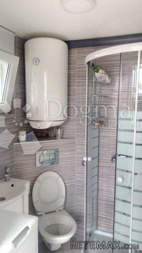 PRIMOŠTEN, prekrasan apartman na moru - 9