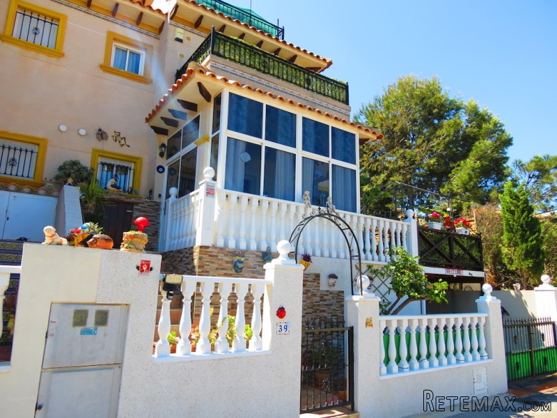 Quad Style Townhouse In La Zenia..
