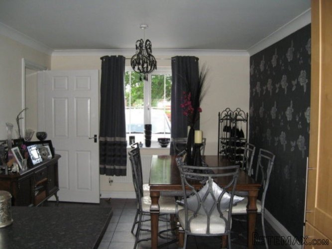 4 Bed Detached House - 2