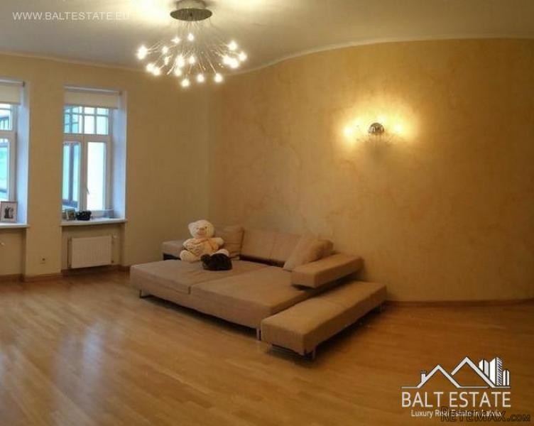Flat For Sale In The Quiet Center Of.. - 2