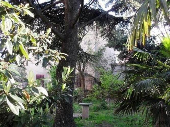 ISTRA, PULA:KUĆA BLIZU CENTRA PULE - 2