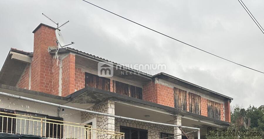 Dramalj, 137.40m2, 3-sobni s dnevnim, parkingom i pogledom
