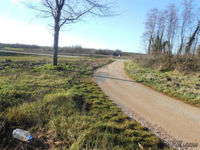Istra, okolica Vižinade, građevinsko zemljište, 45 Eura... - 2
