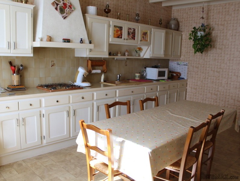 4 Bedroom Stone House With Garden.. - 2
