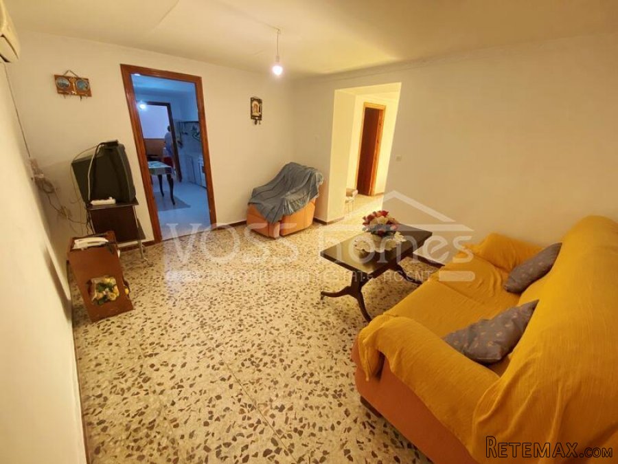 NEW LISTING TO VOSS HOMES - A lovely 2 bed, 1 bath ( more.. - 9