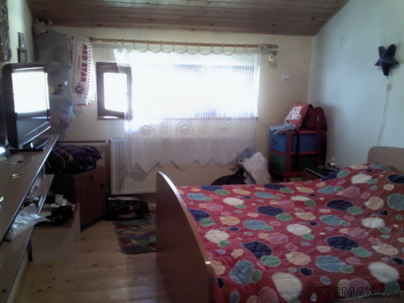 Prodajem kucu na Zvezdari,170 m2