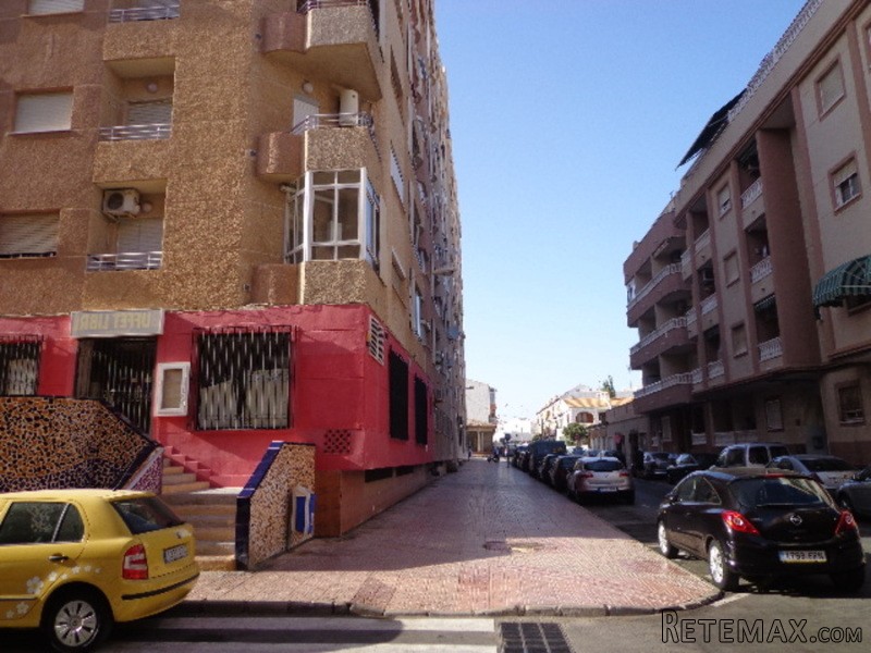 2 Bedrooms - Apartment - Alicante - For..
