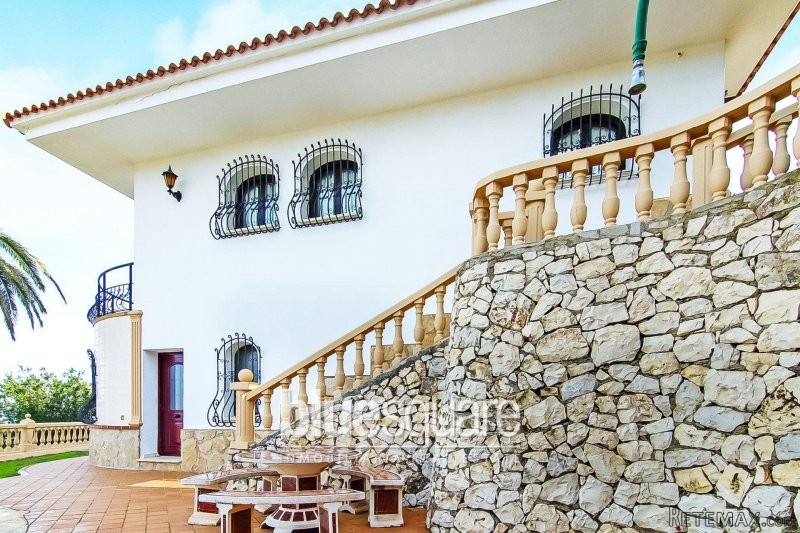 High standard villa with sea view over.. - 2