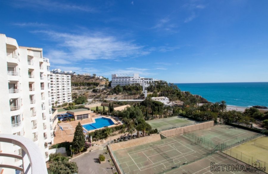 Apartamento con vistas directas al mar, situado en primera.. - 2