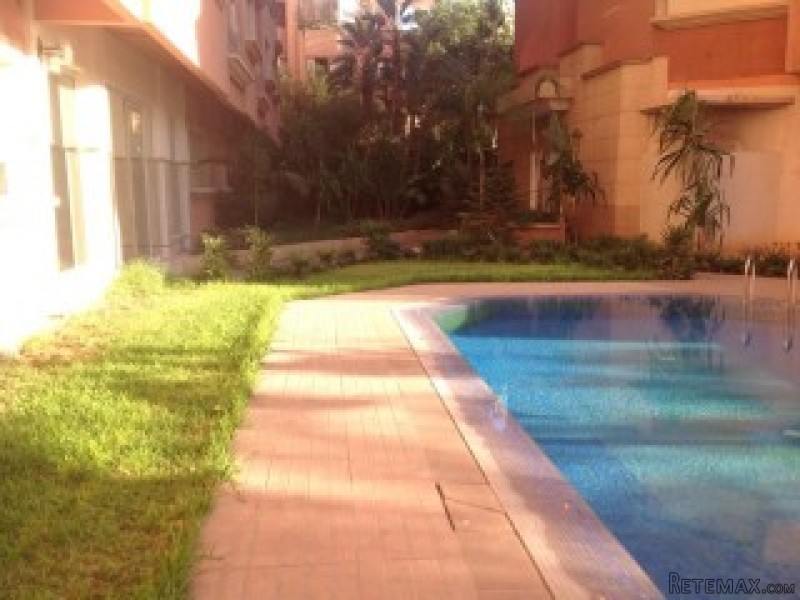 SOLD 3 Bed apartment - lounge - 2.5..
