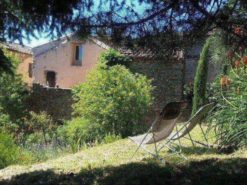 Stone House With Land, Pool And Views