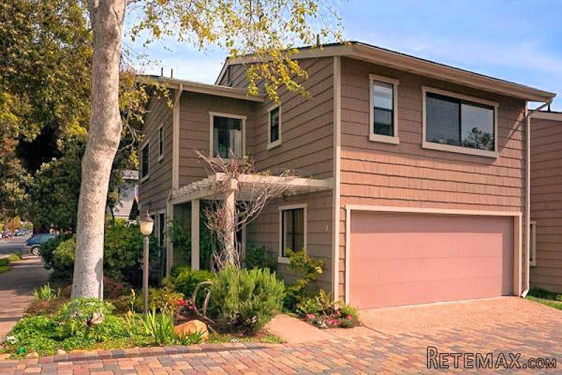 3 bedroom Apartment For Sale: 407 W..
