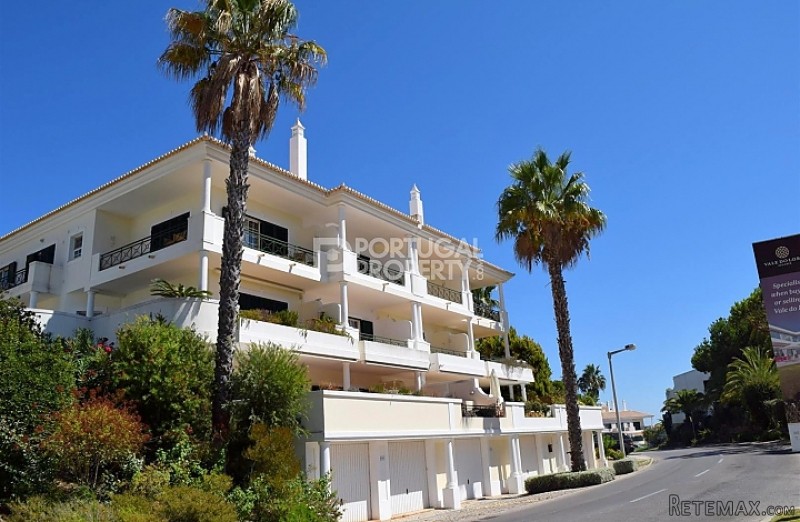 Ideal Location, Top Floor, 3 Bed Duplex..