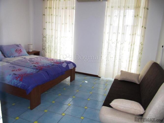 Kantrida, prizemlje etaža sa dva namještena apartmana