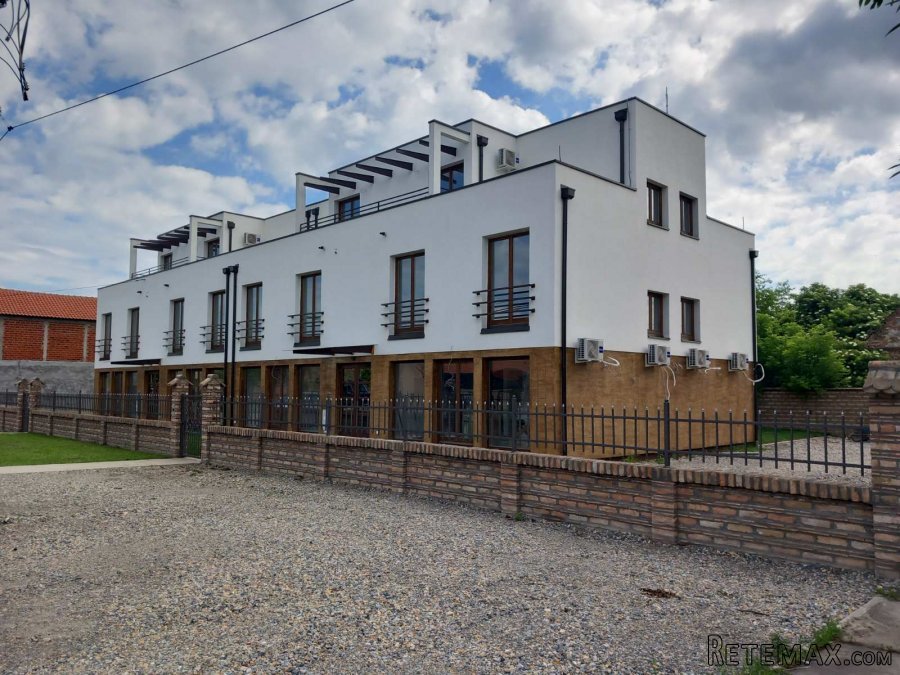 Na prodaju trosobni stanovi u Borci na mirnoj lokaciji - 8