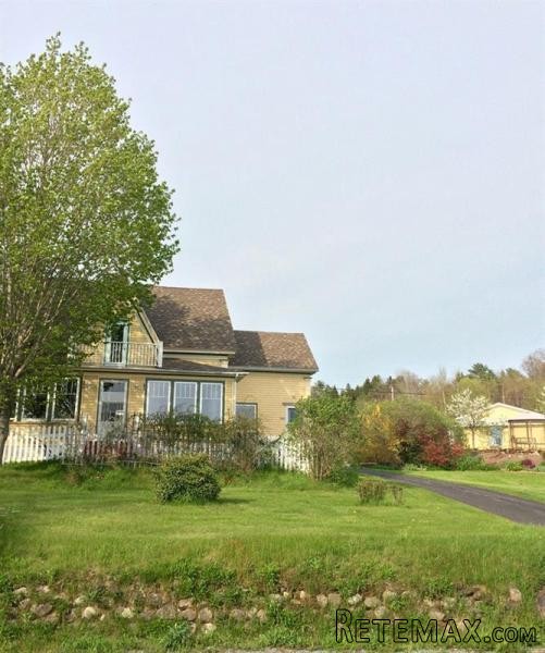 3 bedroom House For Sale: 5608 Highway..