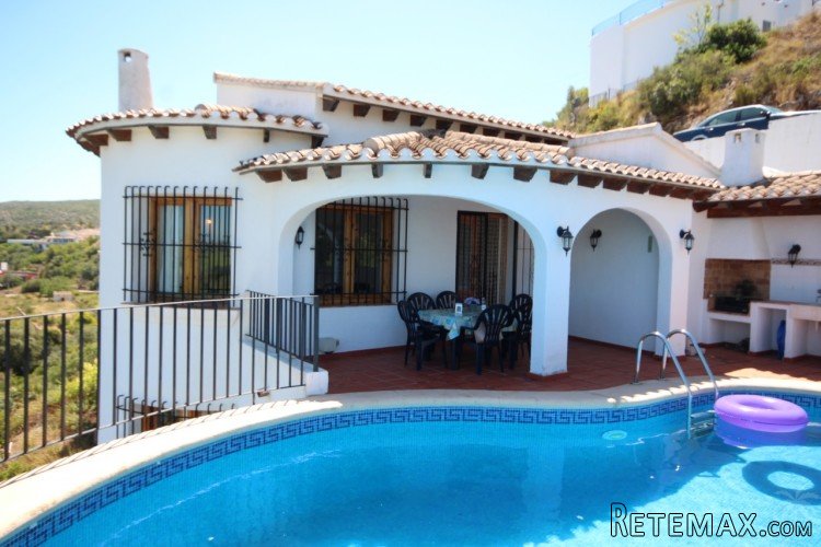 Charming villa with private pool and open views over the.. - 2