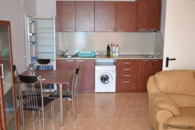 1 BED spacious apartment, center of..