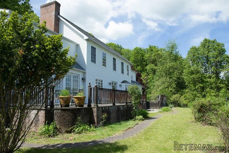 4 bedroom House For Sale: 420 Milton.. - 2