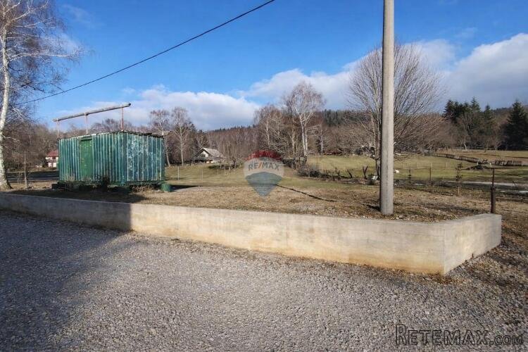 Novi Vinodolski, Breze - građevinsko zemljište 1464 m² mir,