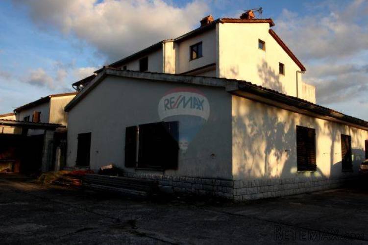 Motel sa restoranom i sobama - 3