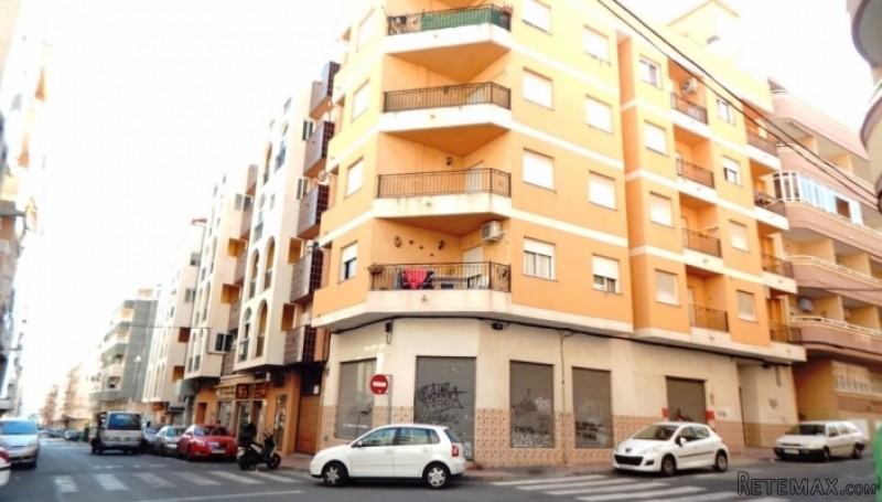 Resale · Apartment · Spain · Costa Bl..