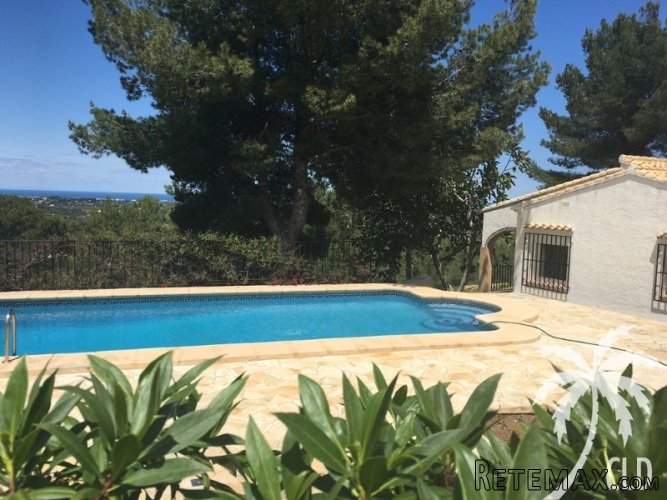 Charming villa for sale in La Sella, built on one level and..